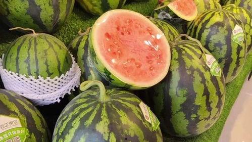 吃瓜网每日大赛 反差吃瓜爆,揭秘娱乐圈的“双重面孔”  第3张