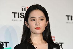 吃瓜娱乐圈刘亦菲,娱乐圈的瓜田仙子,美丽与实力并存 第3张 吃瓜娱乐圈刘亦菲,娱乐圈的瓜田仙子,美丽与实力并存 第3张