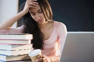 娱乐吃瓜酱女生熬夜,娱乐吃瓜酱女生的生活日常  第2张