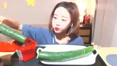 娱乐吃瓜酱大学,大学生活中的趣味瞬间 第2张 娱乐吃瓜酱大学,大学生活中的趣味瞬间 第2张